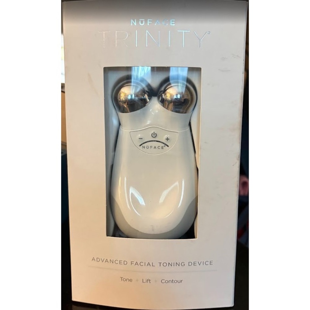 NuFACE Trinity Advanced Facial Toning Device Microcurrent Kit White New